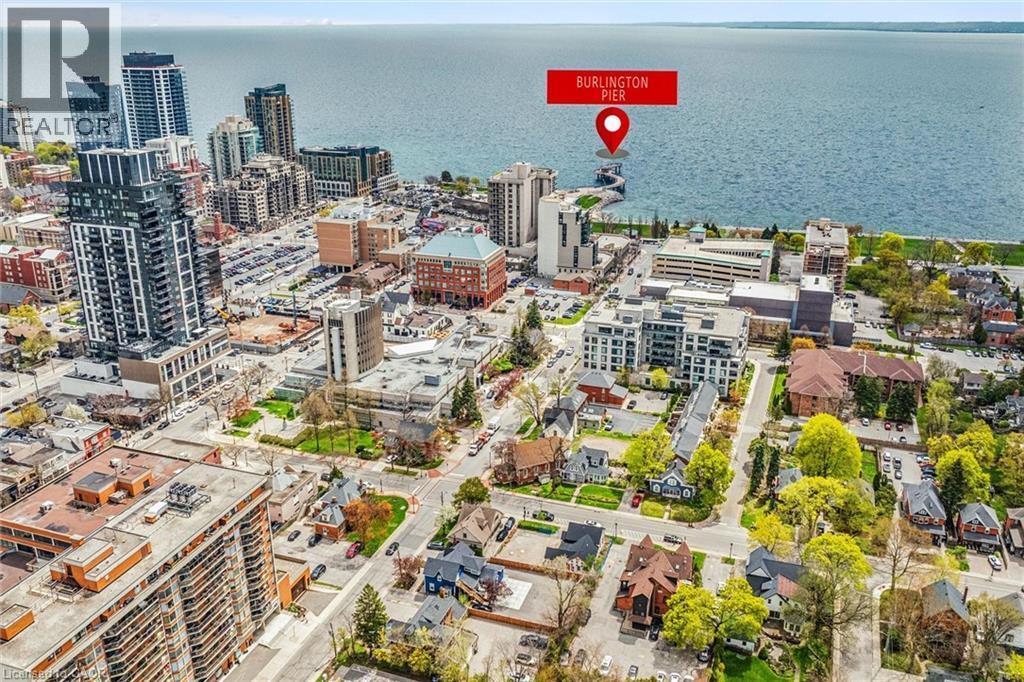 1418 Ghent Avenue, Burlington, ON - Outdoor With Body Of Water With View