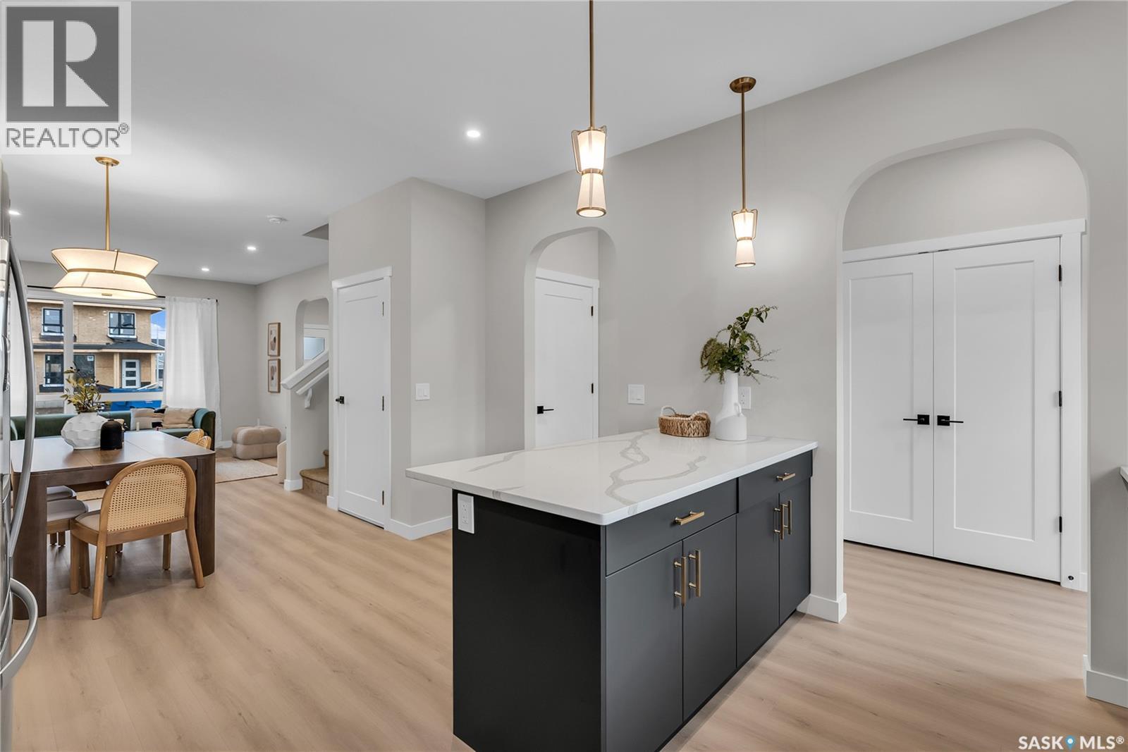 118 Amisk Way, Saskatoon, SK - Indoor