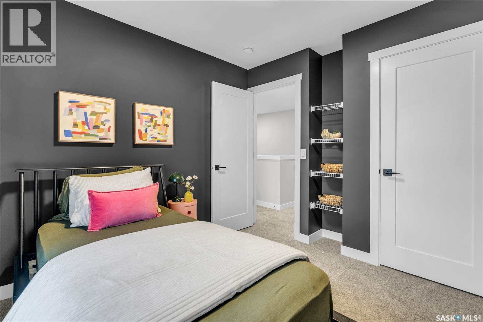118 Amisk Way, Saskatoon, SK - Indoor Photo Showing Bedroom