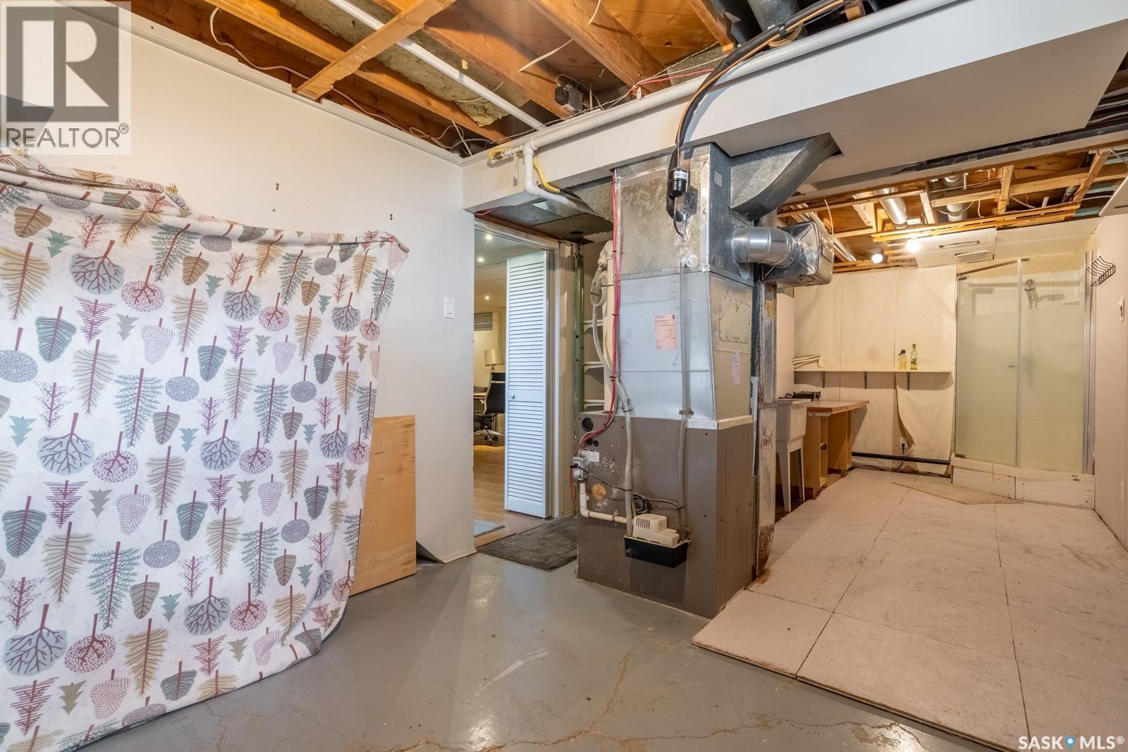 24 Mayfair Crescent, Regina, SK - Indoor Photo Showing Basement