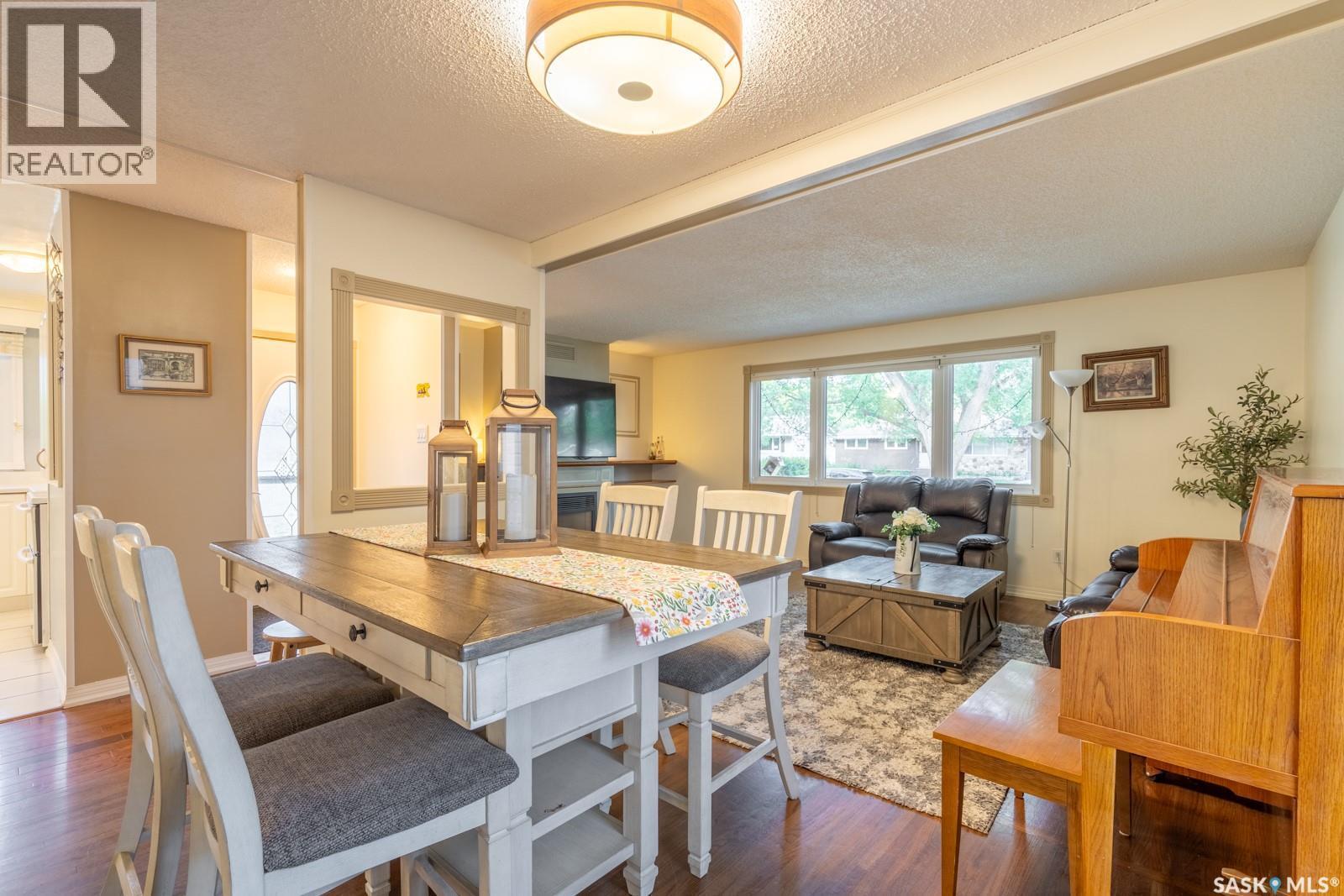 24 Mayfair Crescent, Regina, SK - Indoor