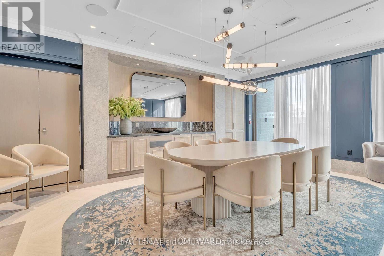 808 - 397 Royal Orchard Boulevard E, Markham, ON - Indoor Photo Showing Dining Room
