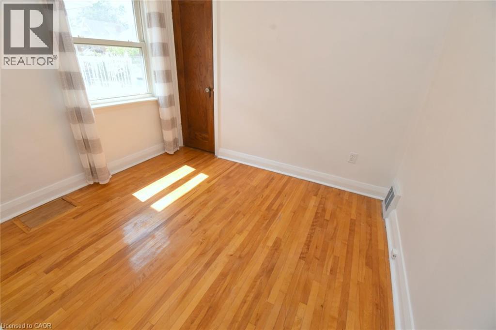 575 Upper Wentworth Street, Hamilton, ON - Indoor Photo Showing Other Room