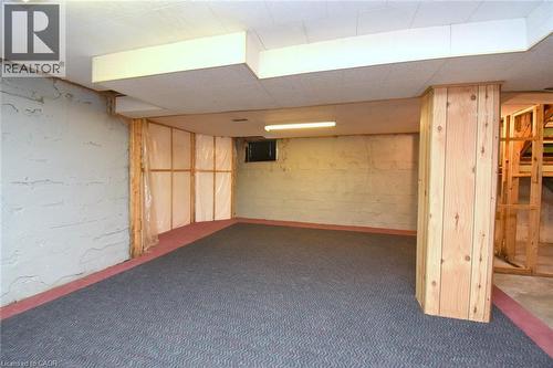 Carpeted flooring with a textured pattern - 575 Upper Wentworth Street, Hamilton, ON - Indoor
