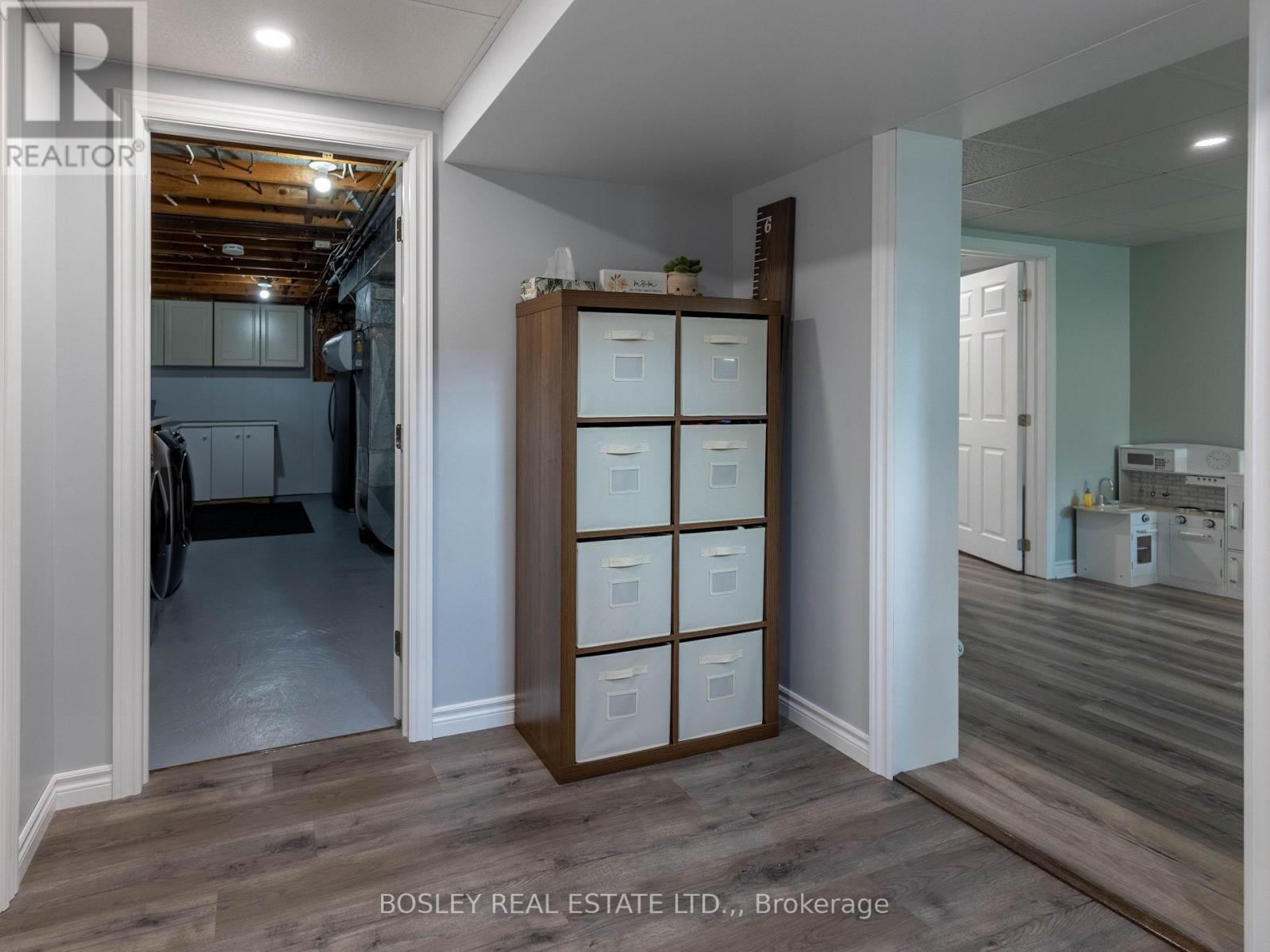 1180 Sunset Drive, Pelham (Fenwick), ON - Indoor Photo Showing Other Room
