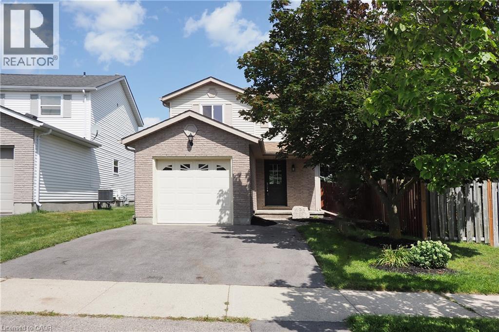 495 Misty Crescent, Kitchener, ON - Outdoor