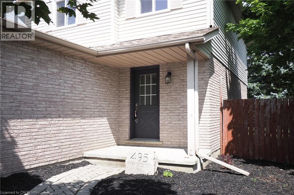 495 Misty Crescent, Kitchener, ON - Outdoor