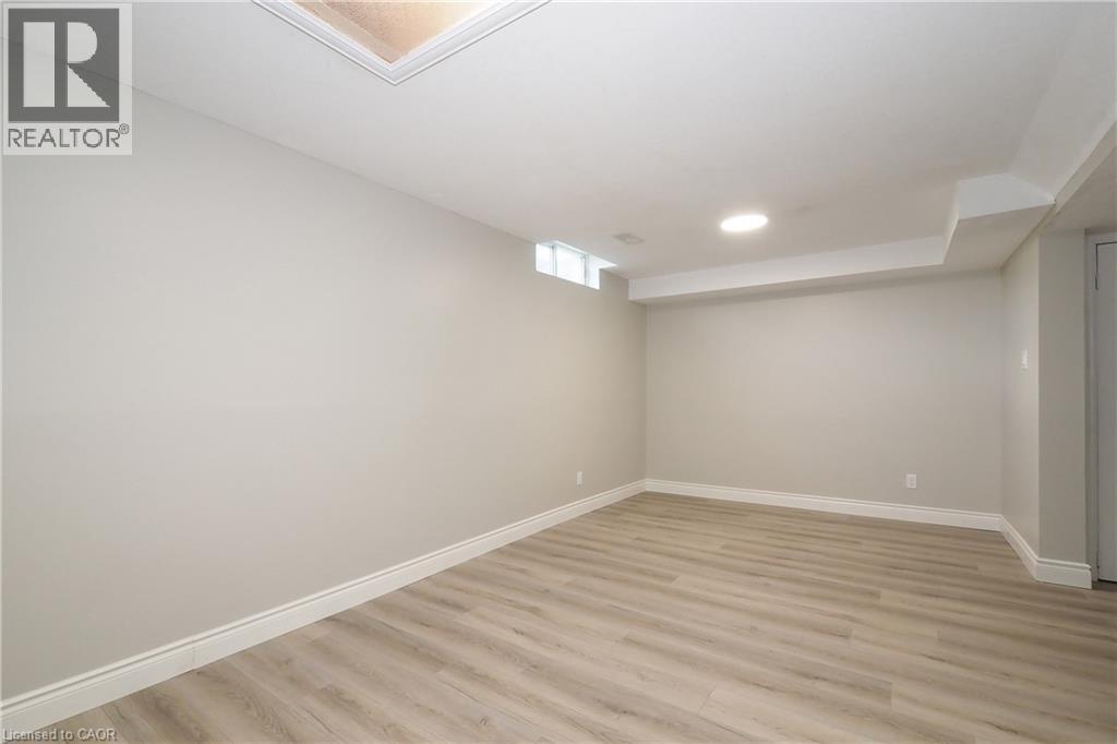 495 Misty Crescent, Kitchener, ON - Indoor Photo Showing Other Room
