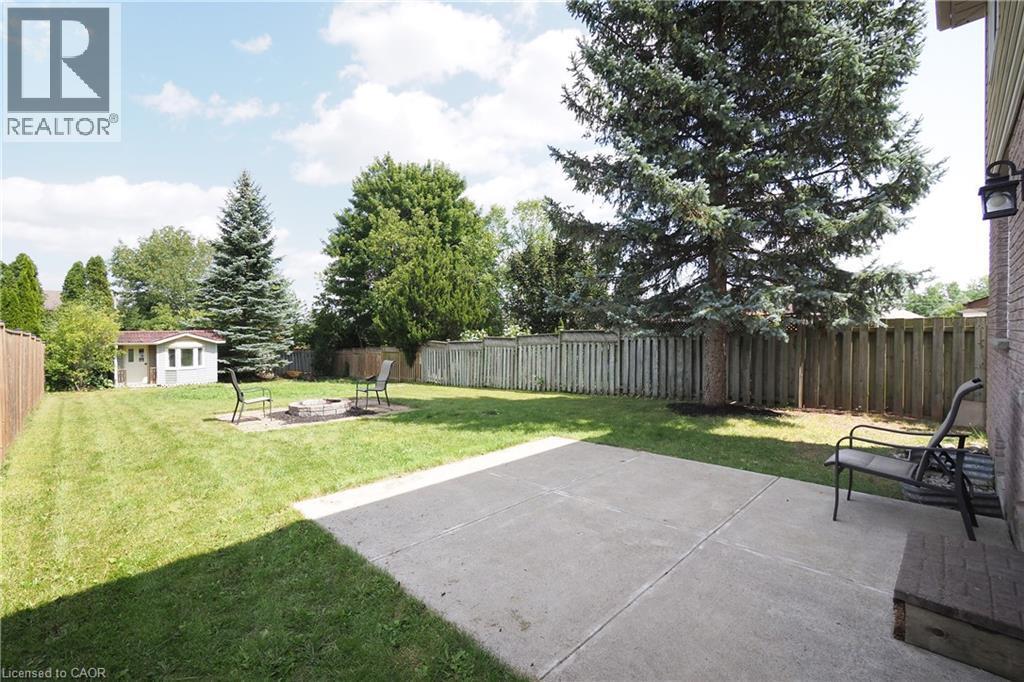495 Misty Crescent, Kitchener, ON - Outdoor