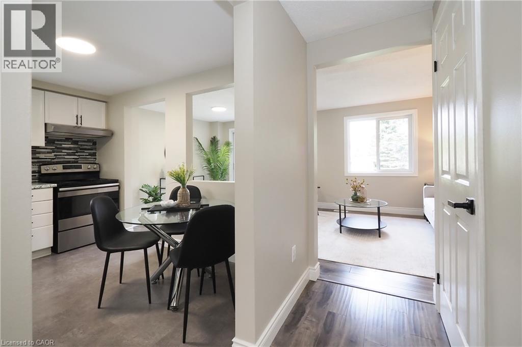 495 Misty Crescent, Kitchener, ON - Indoor Photo Showing Other Room
