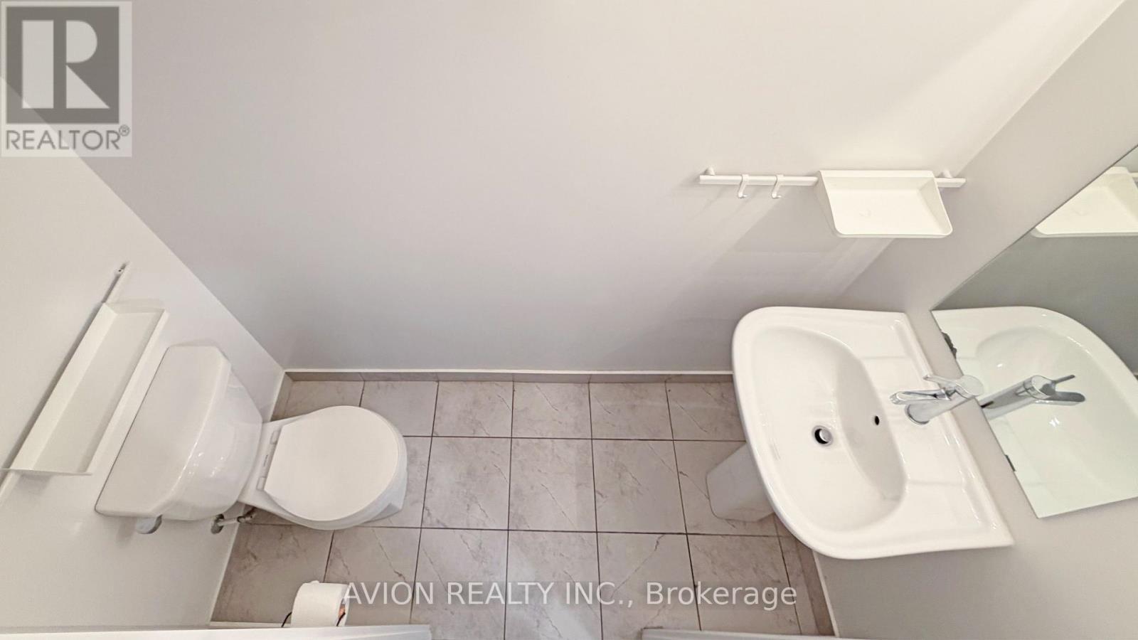 8 - 3473 Widdicombe Way, Mississauga, ON - Indoor Photo Showing Bathroom