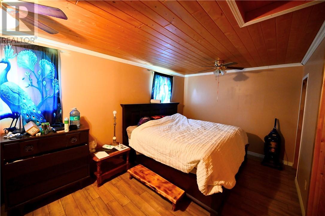 65 Mcdermid, Providence Bay, ON - Indoor Photo Showing Bedroom