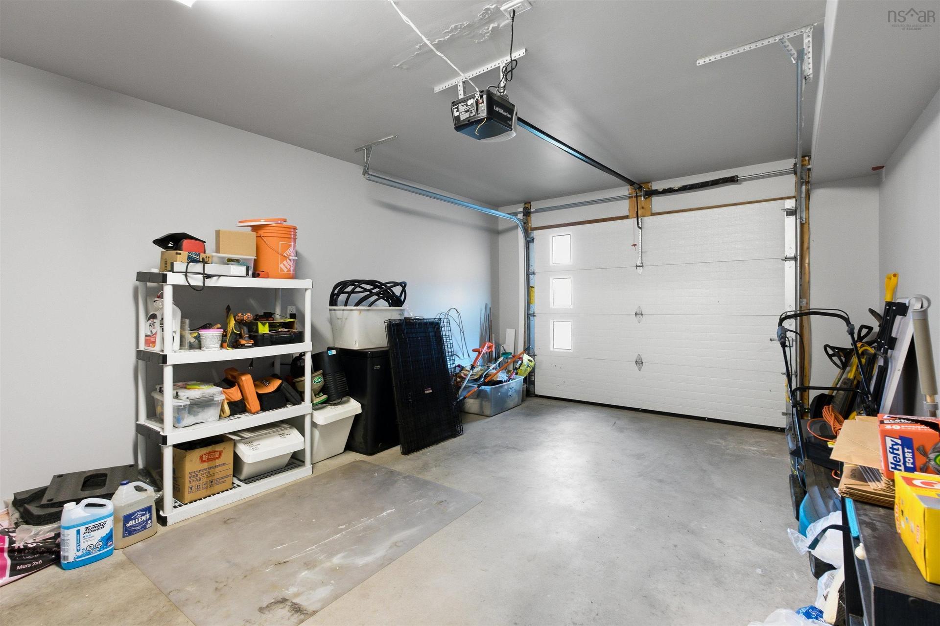 52 Eliza Ritchie Crescent, Rockingham, NS - Indoor Photo Showing Garage