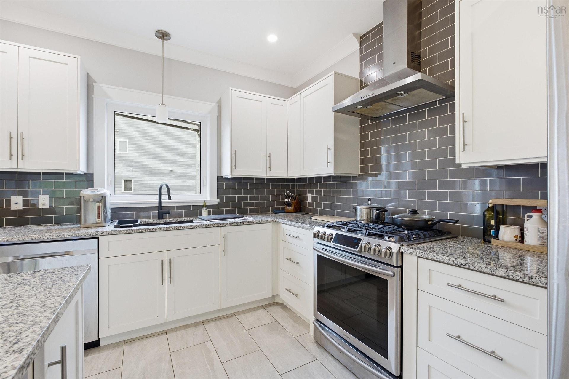 52 Eliza Ritchie Crescent, Rockingham, NS - Indoor Photo Showing Kitchen With Upgraded Kitchen