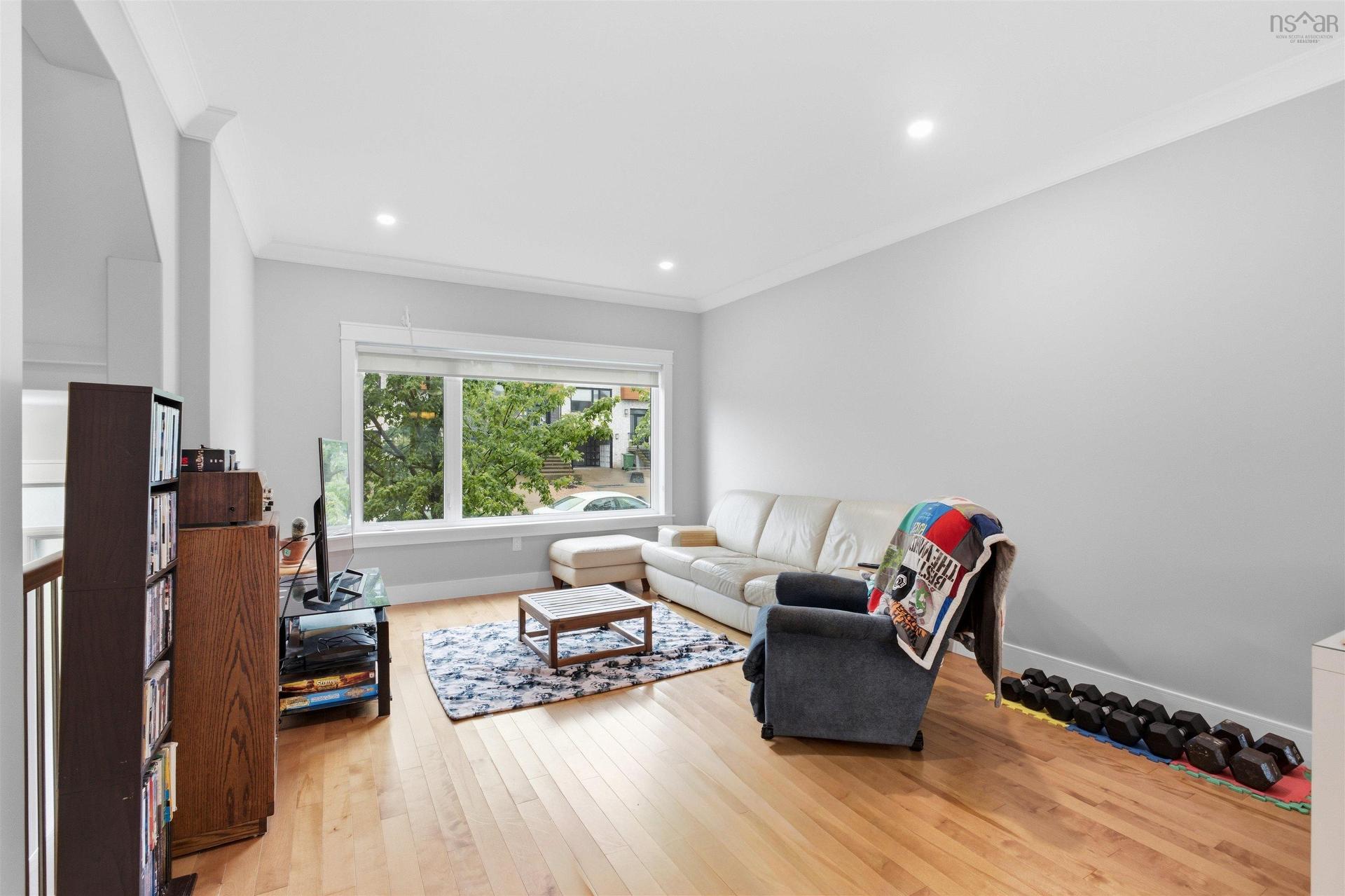 52 Eliza Ritchie Crescent, Rockingham, NS - Indoor Photo Showing Living Room