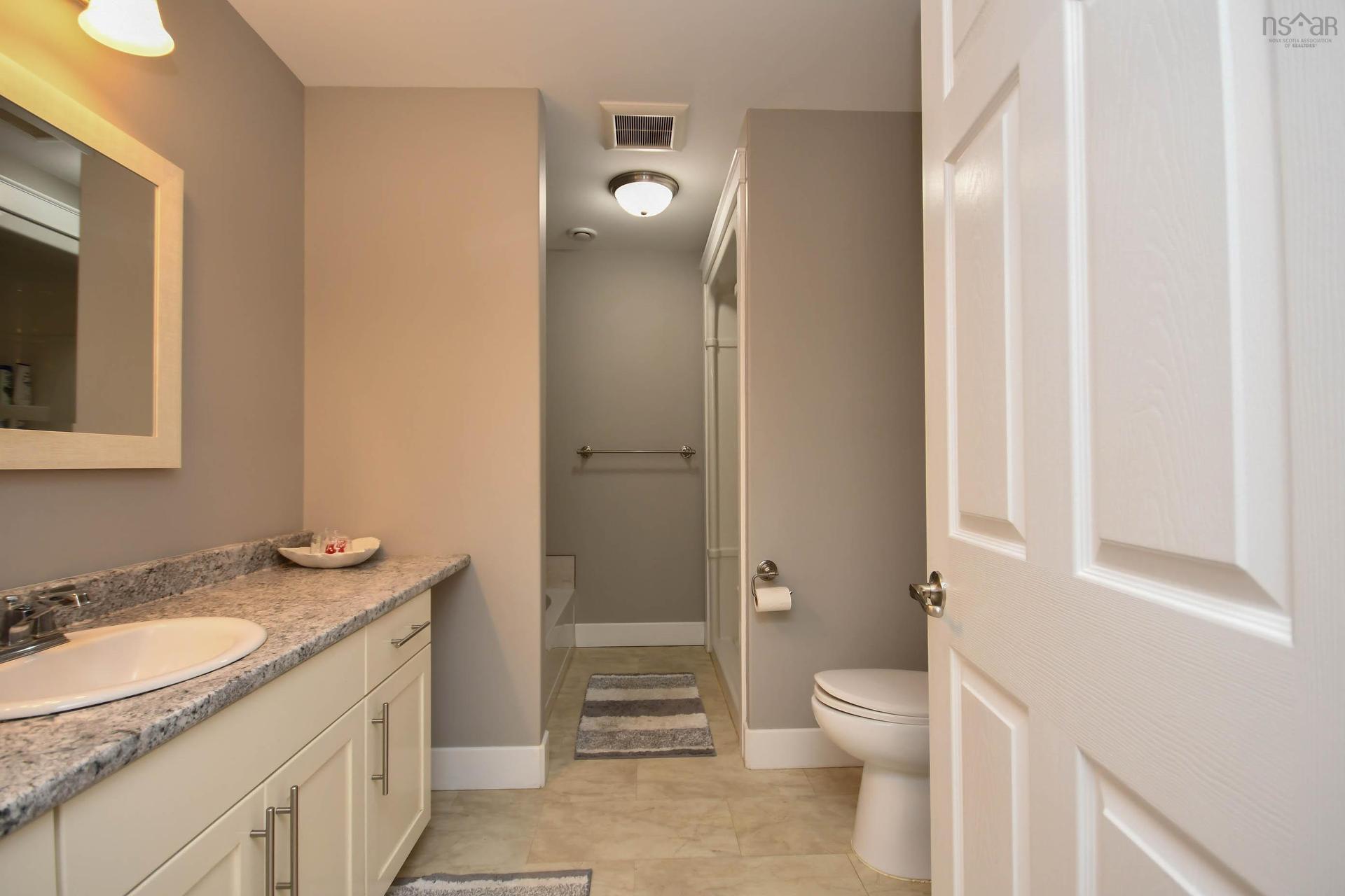 36 Nita Drive, Brookside, NS - Indoor Photo Showing Bathroom