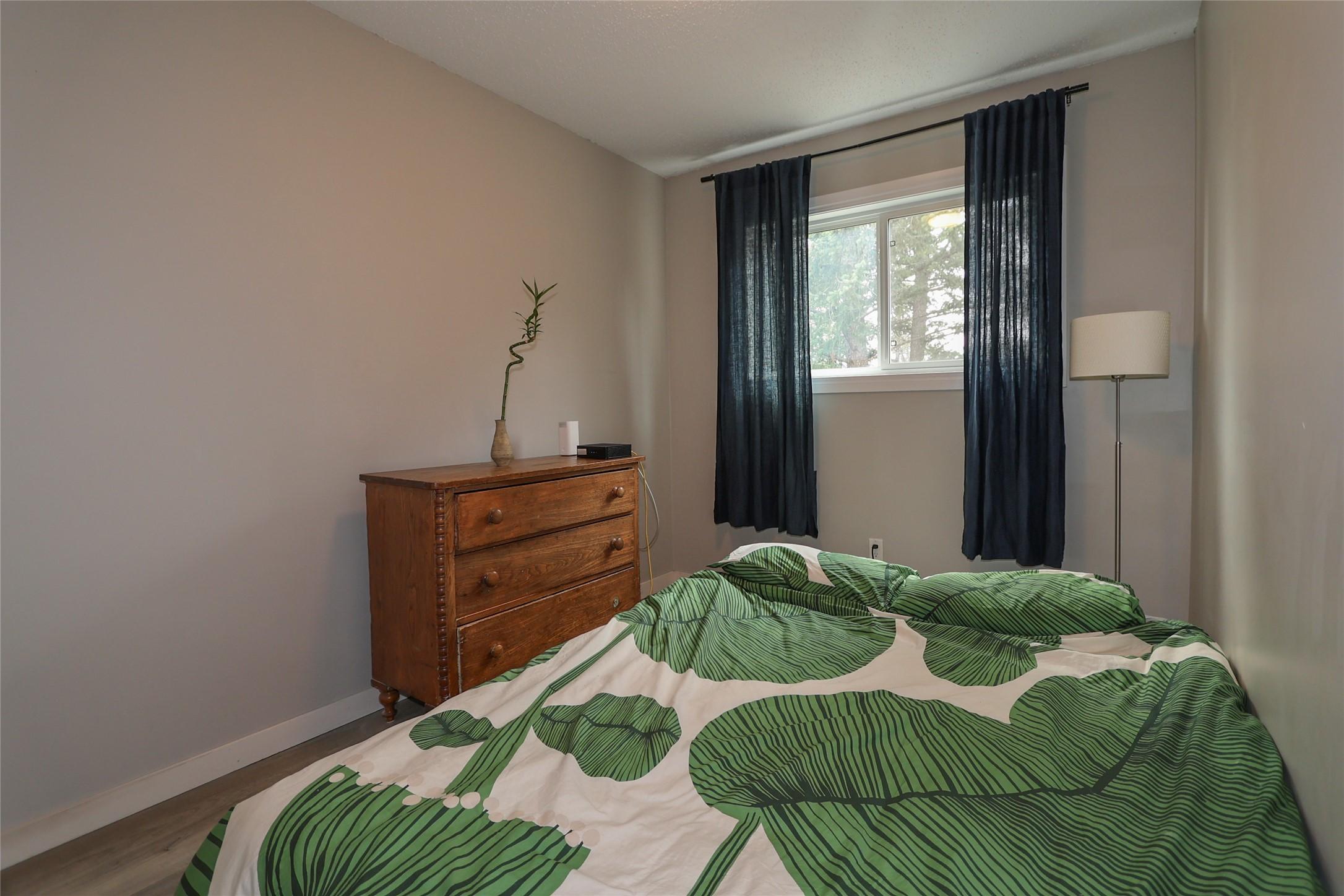 3-650 Knighton Road, Kimberley, BC - Indoor Photo Showing Bedroom