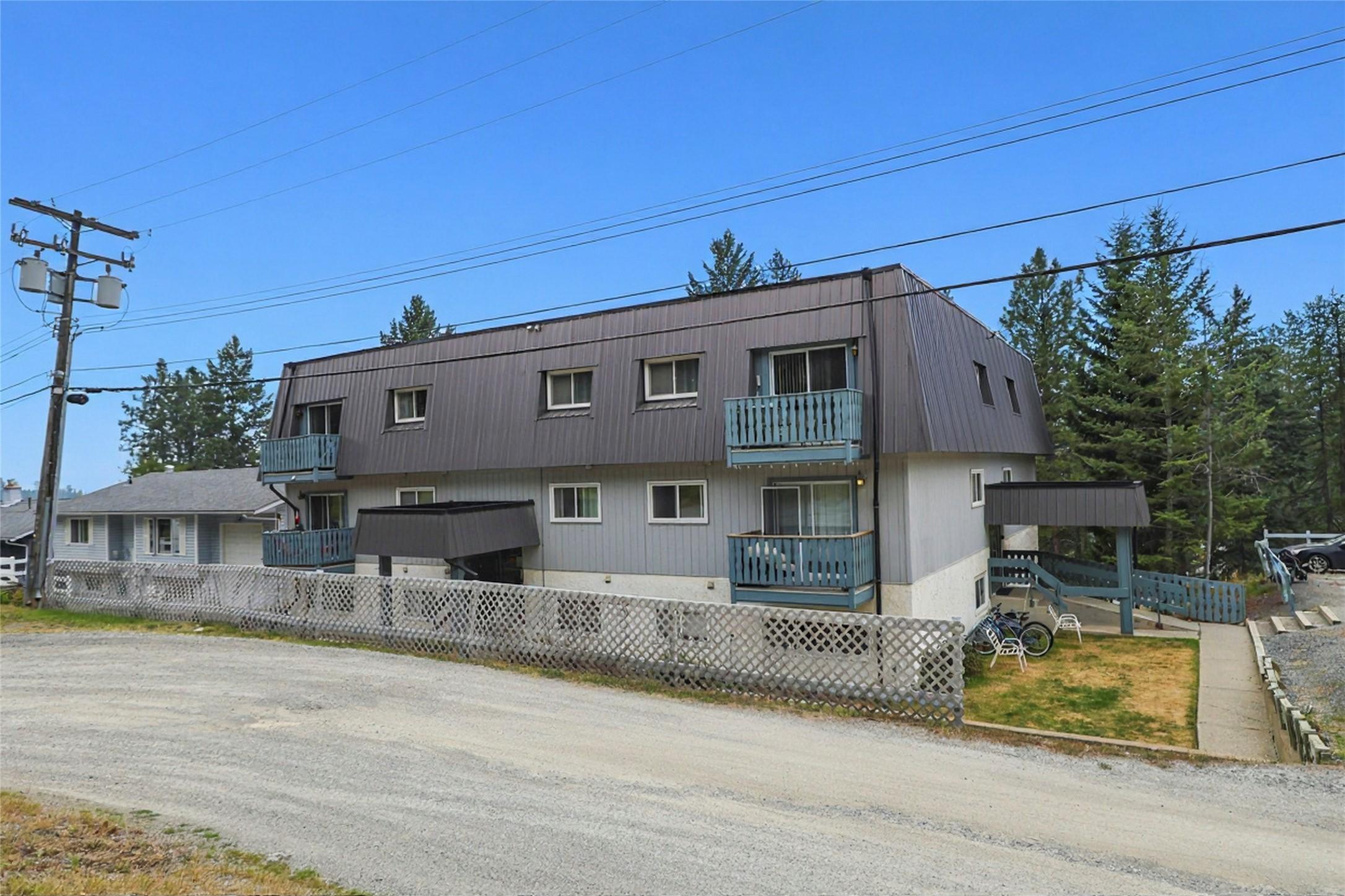 3-650 Knighton Road, Kimberley, BC - Outdoor With Balcony