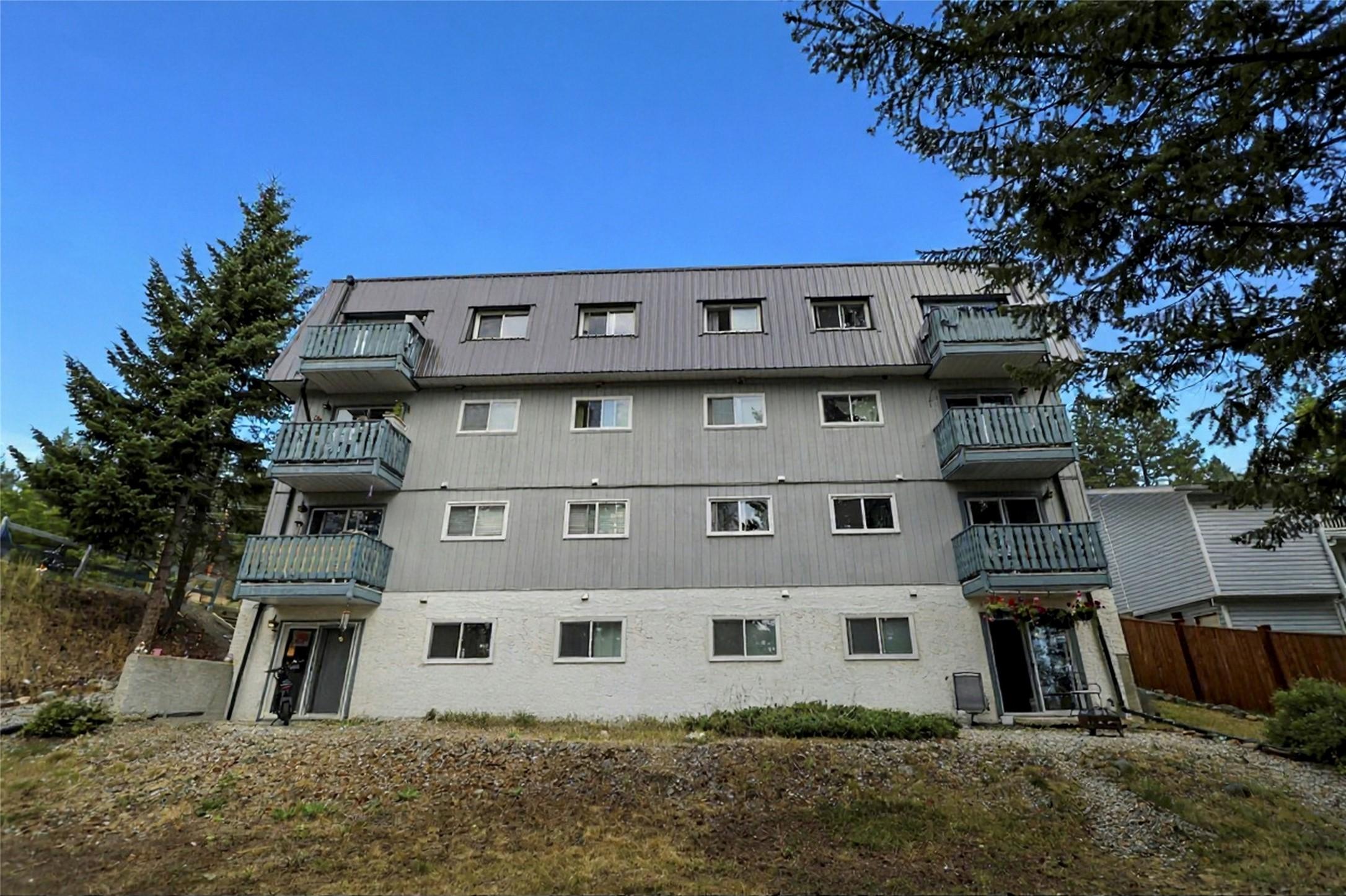 3-650 Knighton Road, Kimberley, BC - Outdoor With Balcony