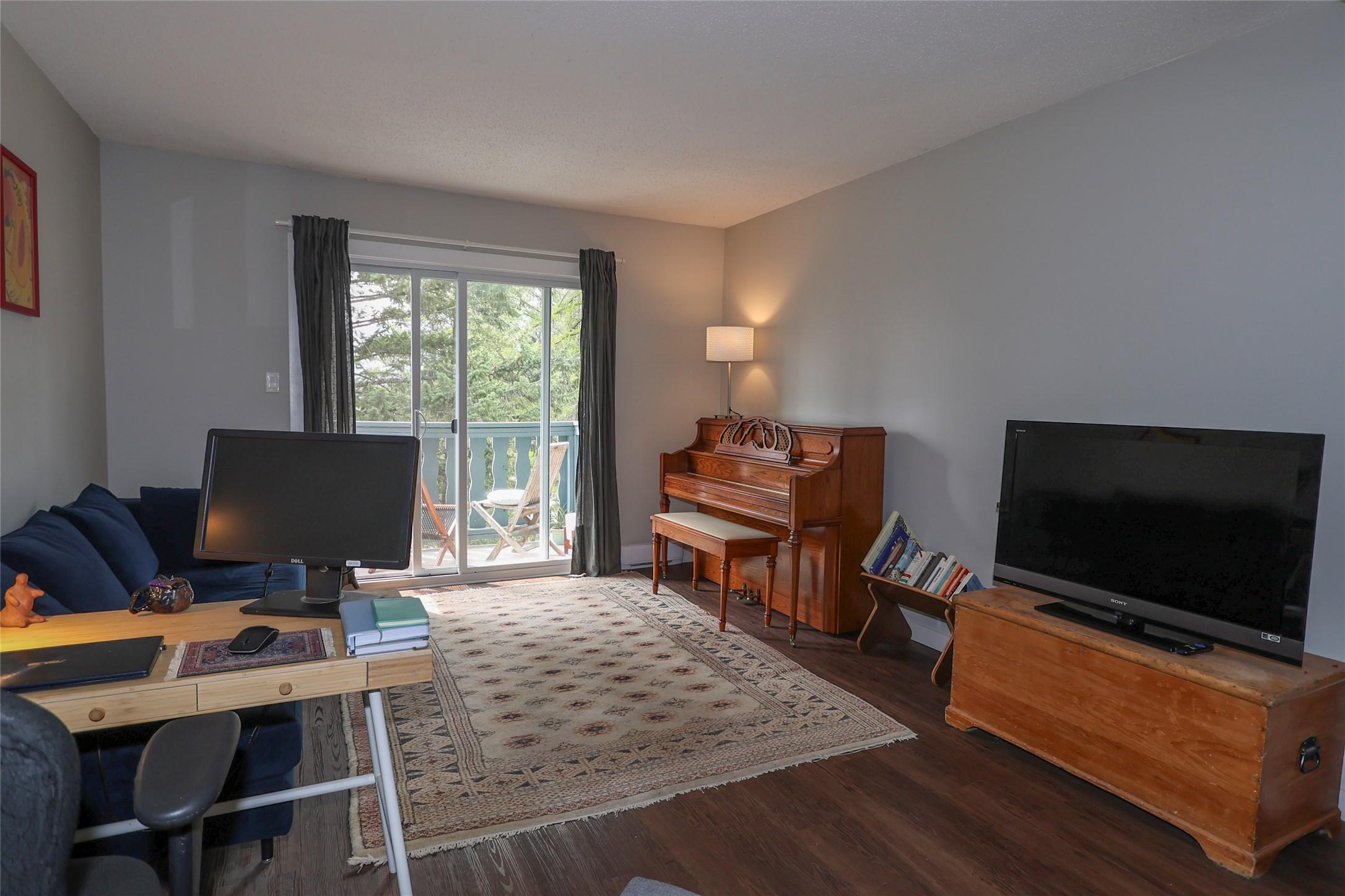 3-650 Knighton Road, Kimberley, BC - Indoor