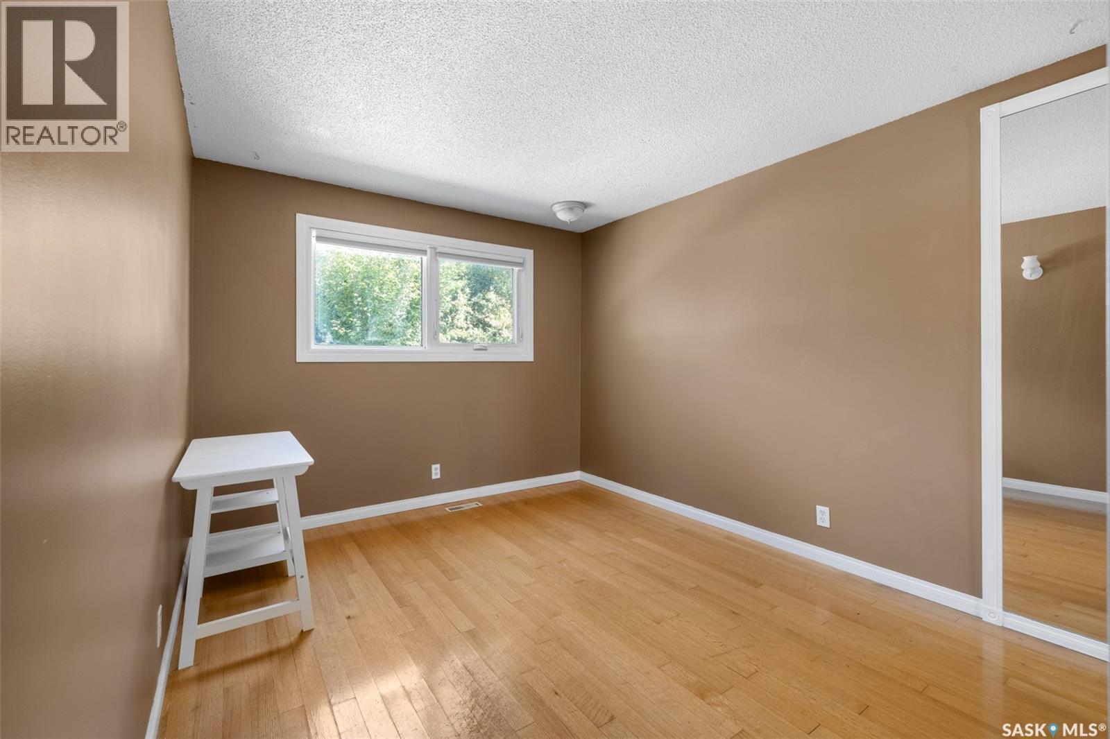 305 Hanley Crescent, Regina, SK