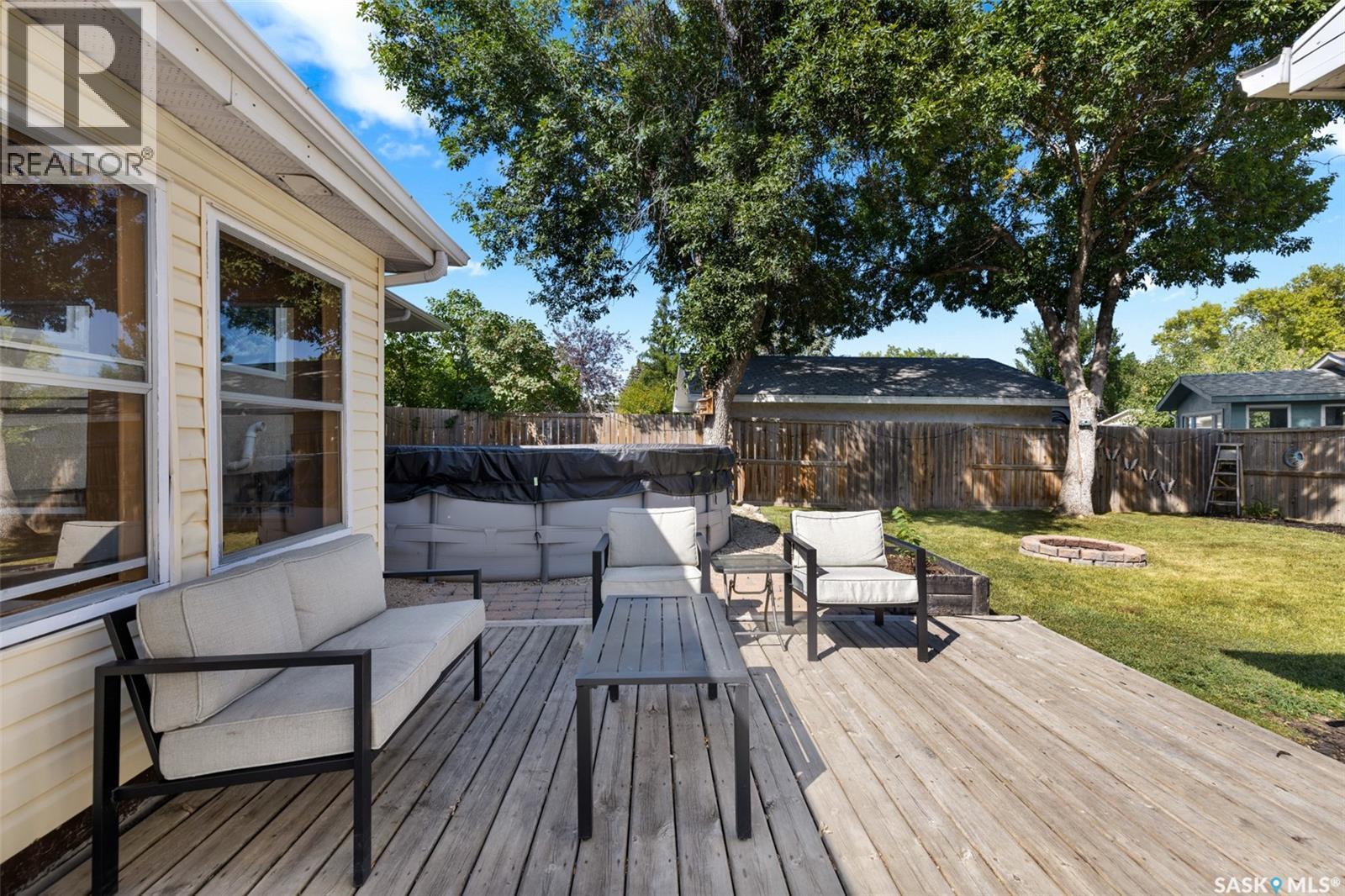 305 Hanley Crescent, Regina, SK