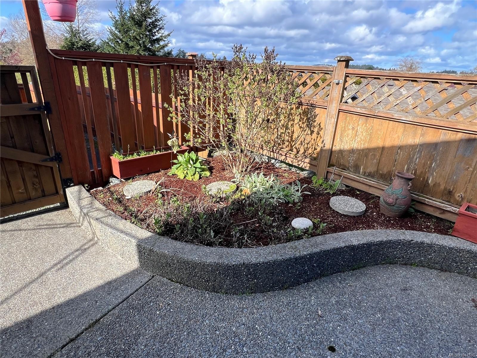 82 Wolf Lane, View Royal, BC