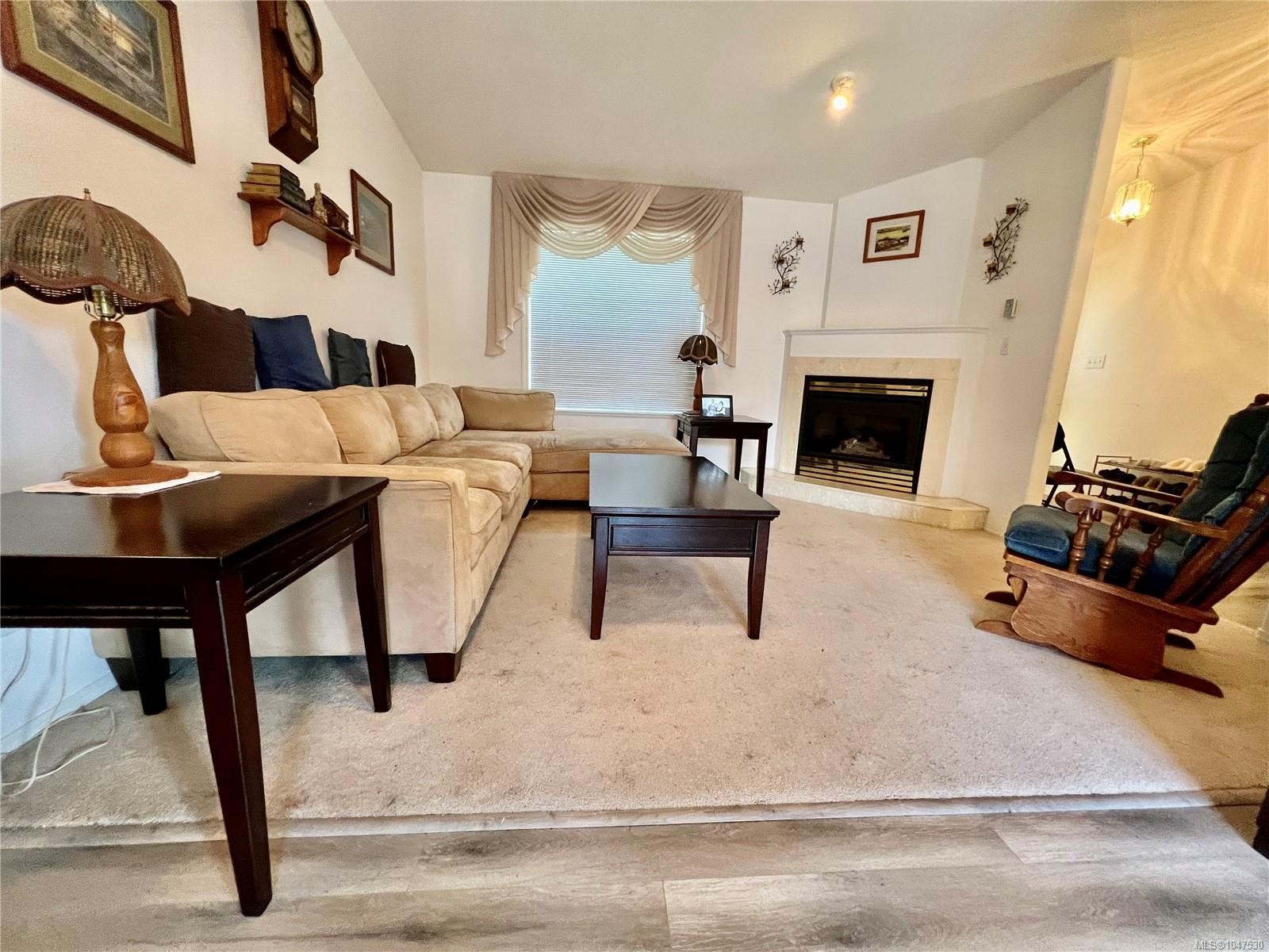 82 Wolf Lane, View Royal, BC