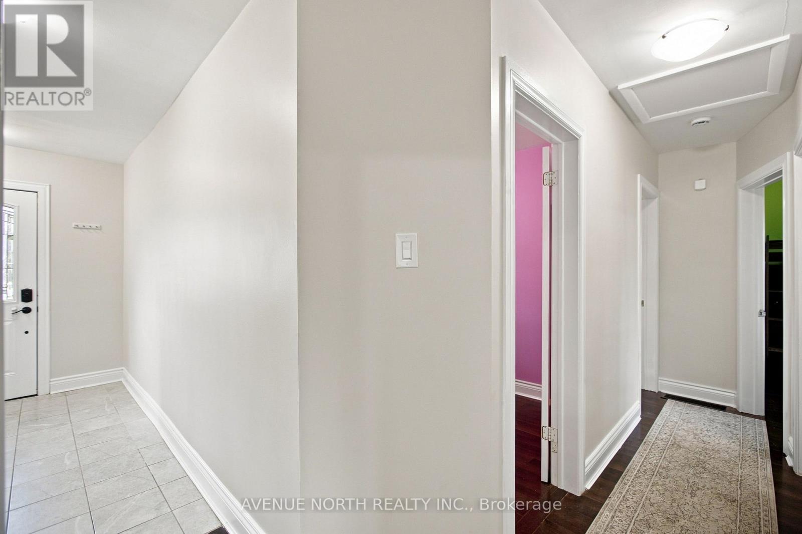66 Epworth Avenue, Ottawa, ON - Indoor Photo Showing Other Room