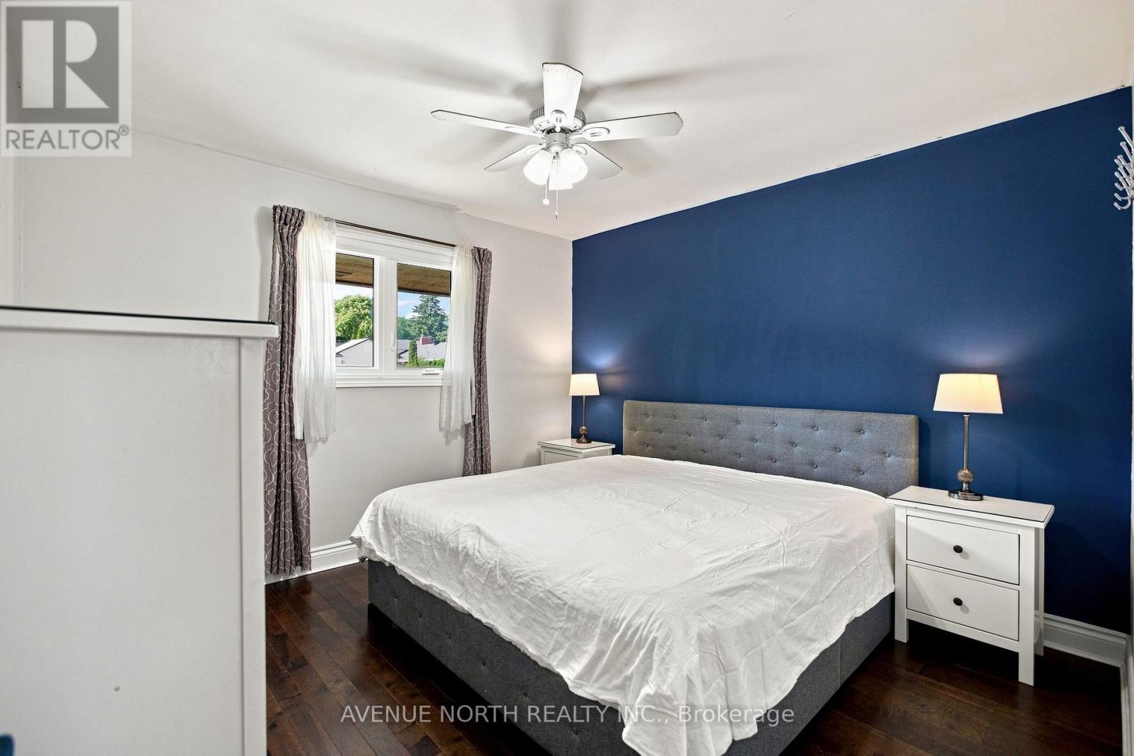 66 Epworth Avenue, Ottawa, ON - Indoor Photo Showing Bedroom