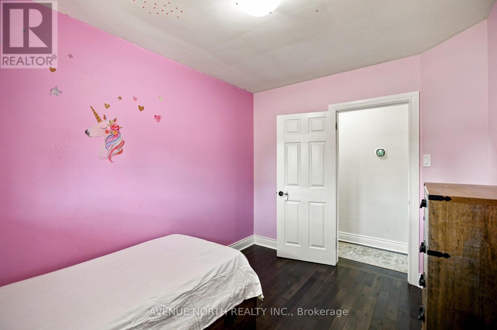 66 Epworth Avenue, Ottawa, ON - Indoor Photo Showing Bedroom