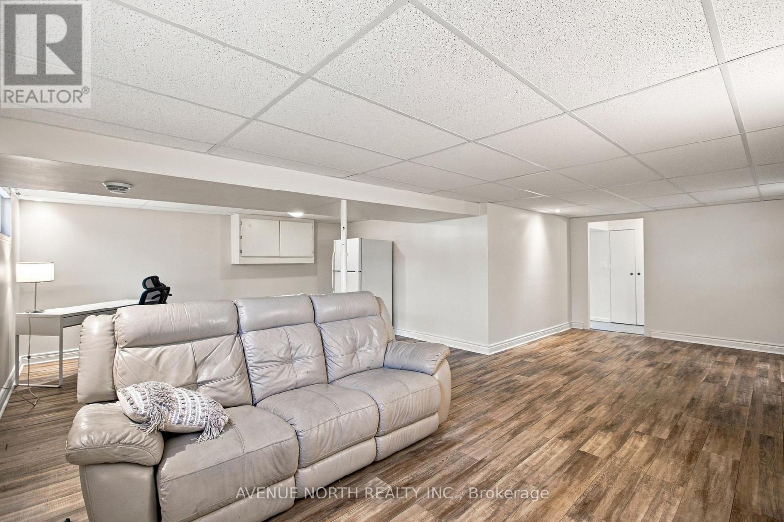 66 Epworth Avenue, Ottawa, ON - Indoor