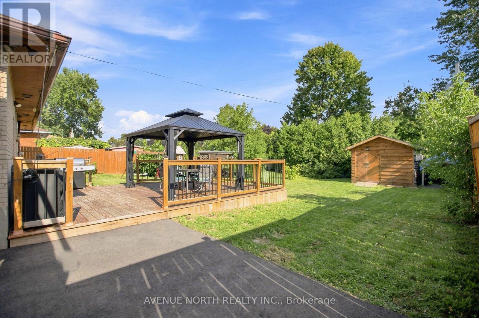 66 Epworth Avenue, Ottawa, ON - Outdoor With Deck Patio Veranda With Backyard