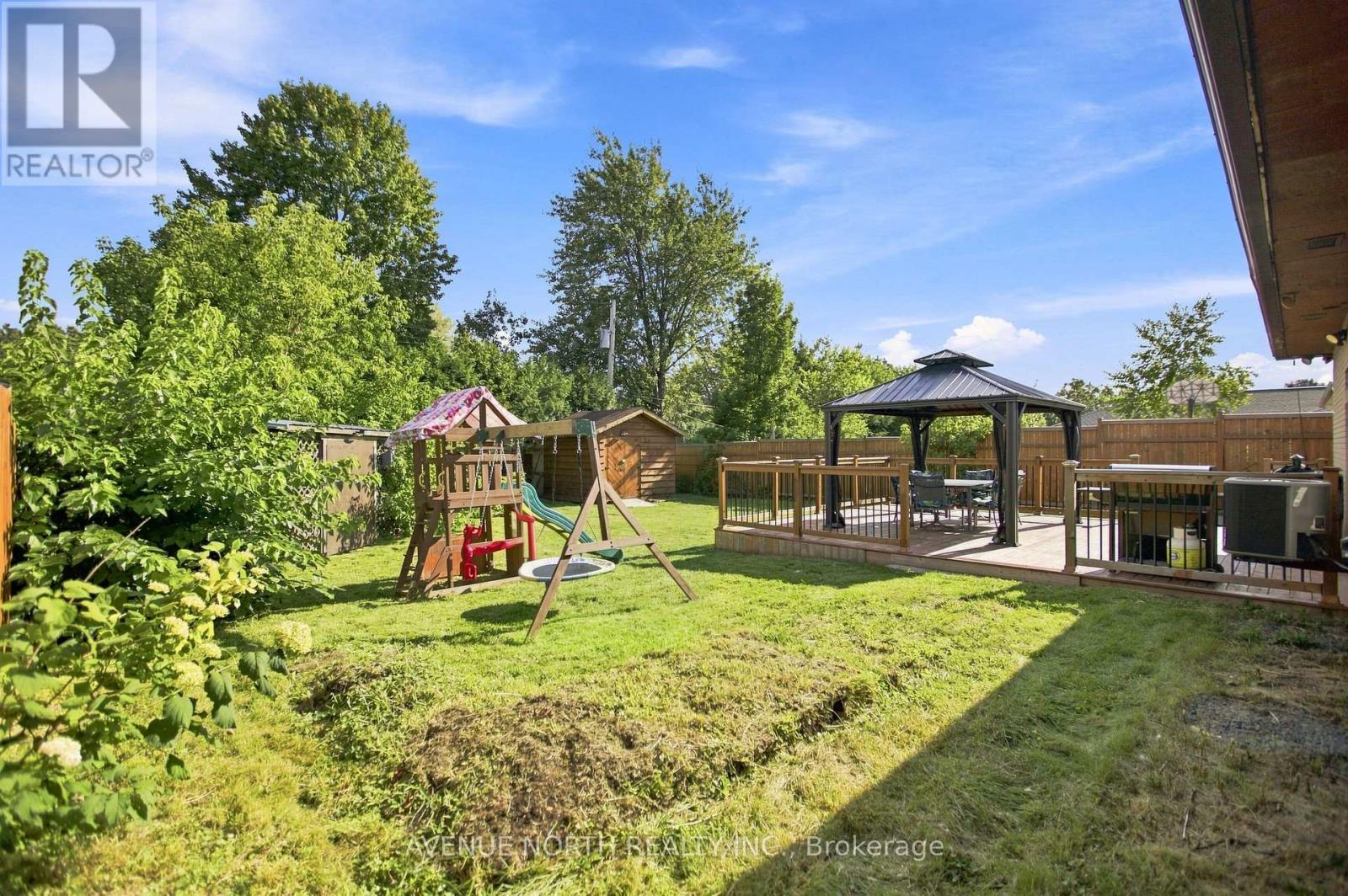 66 Epworth Avenue, Ottawa, ON - Outdoor With Deck Patio Veranda With Backyard