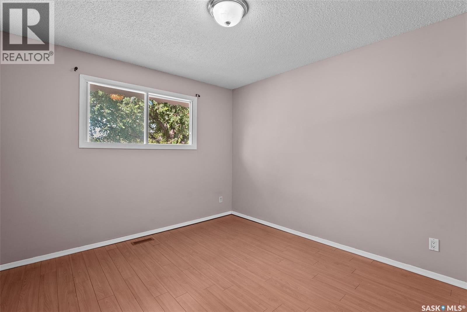 138 Mayfield Road, Regina, SK - Indoor Photo Showing Other Room
