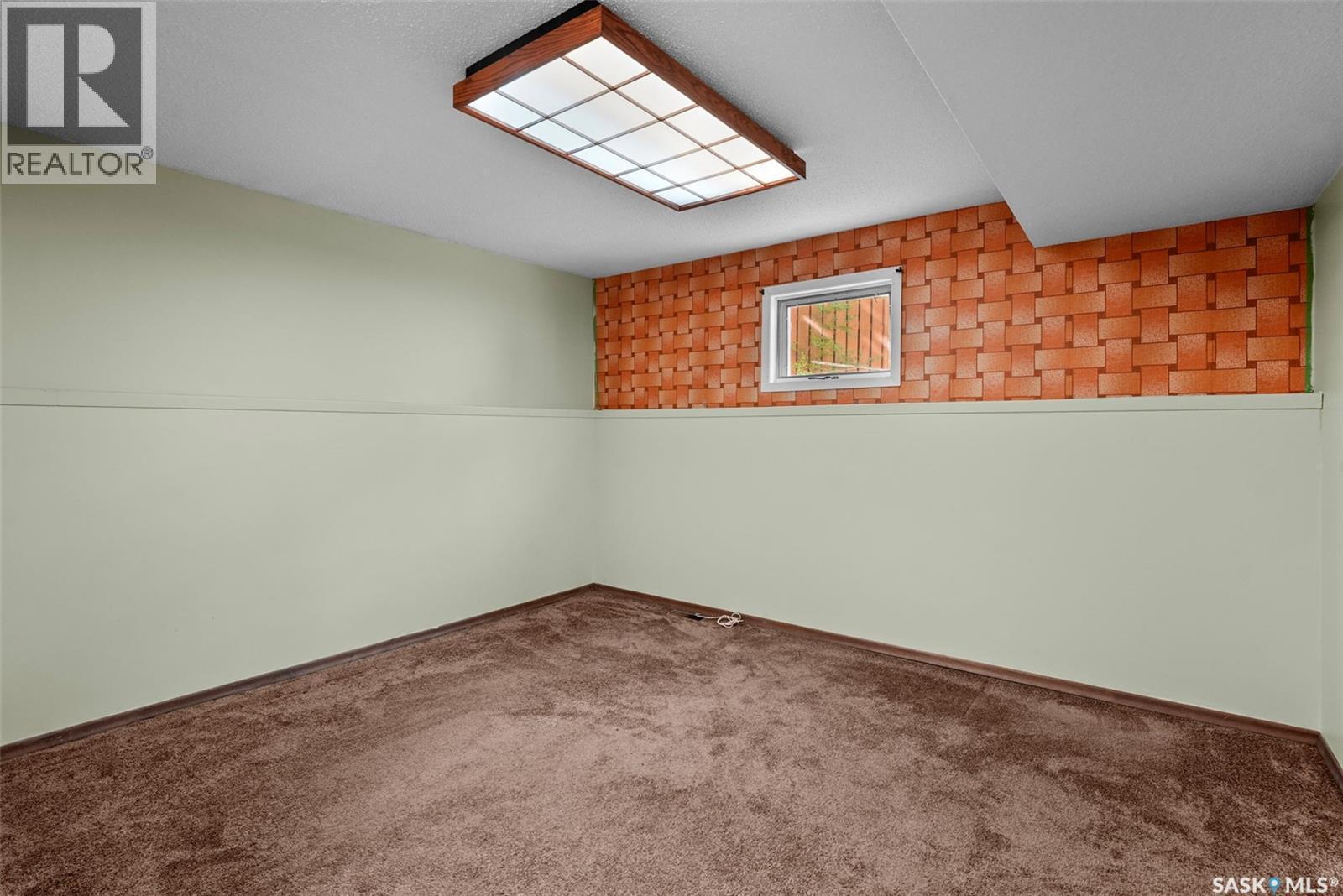 138 Mayfield Road, Regina, SK - Indoor Photo Showing Other Room