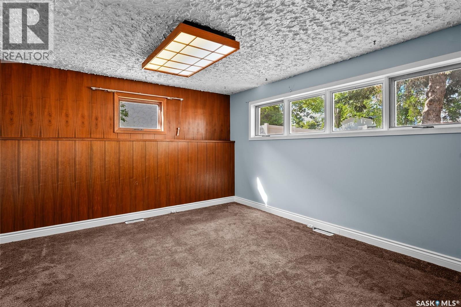 138 Mayfield Road, Regina, SK - Indoor Photo Showing Other Room