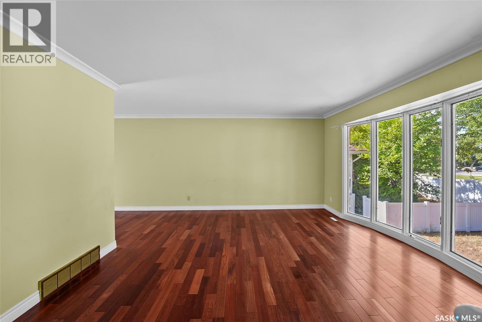 138 Mayfield Road, Regina, SK - Indoor Photo Showing Other Room