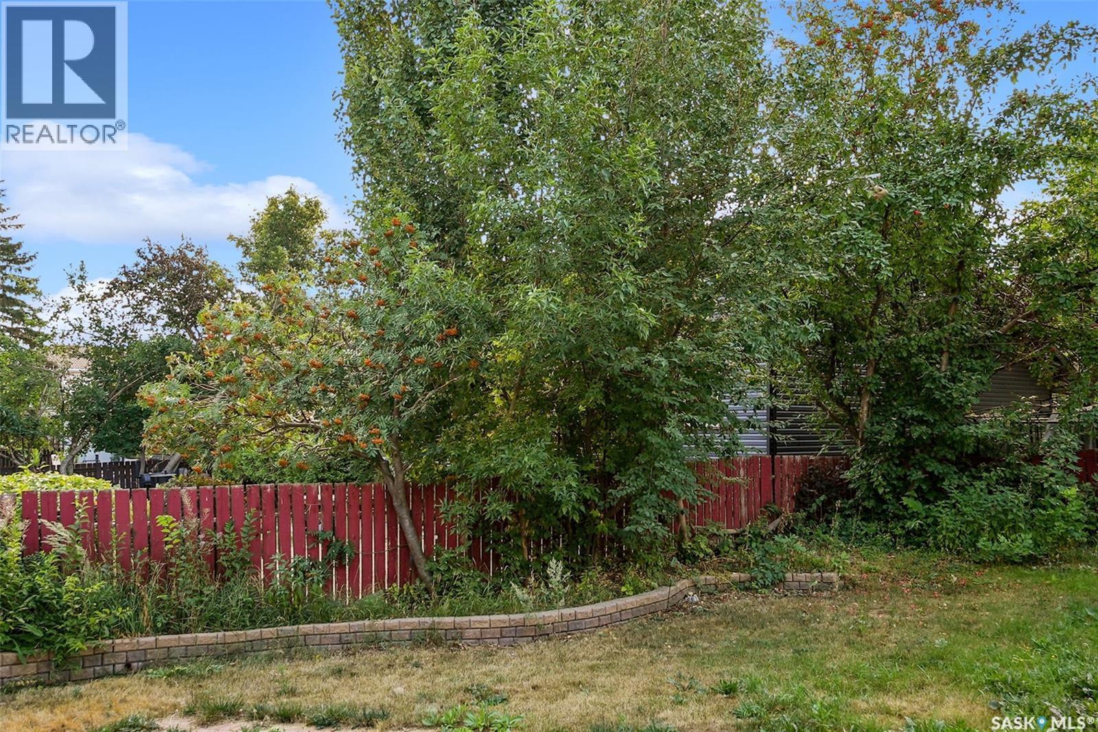 138 Mayfield Road, Regina, SK - Outdoor