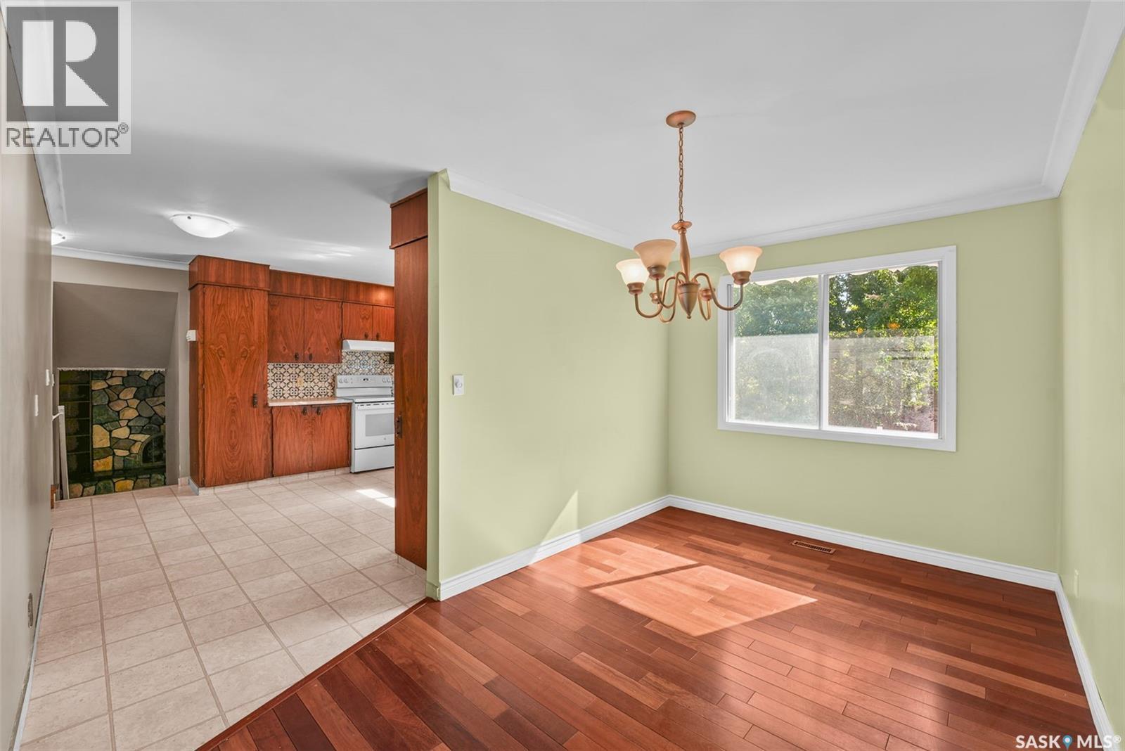 138 Mayfield Road, Regina, SK - Indoor Photo Showing Other Room