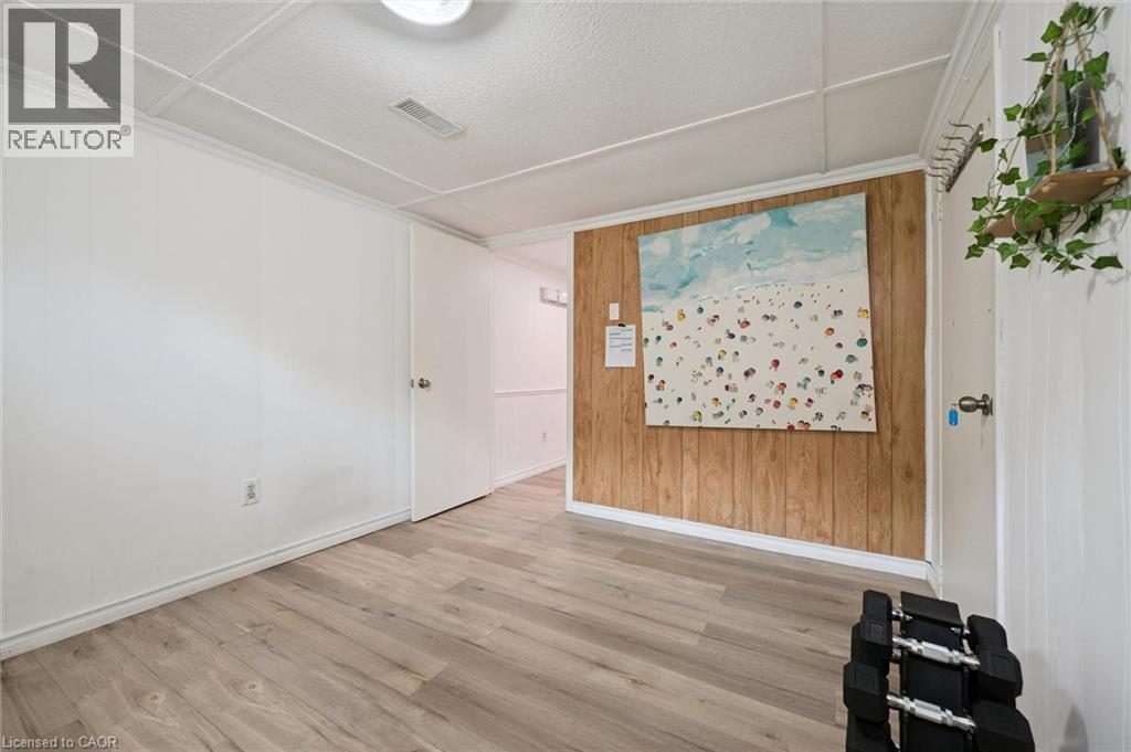 60 Edinburgh Road, Kitchener, ON - Indoor Photo Showing Other Room