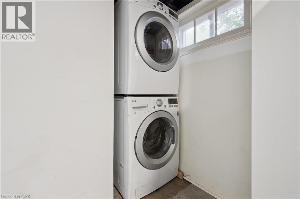 60 Edinburgh Road, Kitchener, ON - Indoor Photo Showing Laundry Room