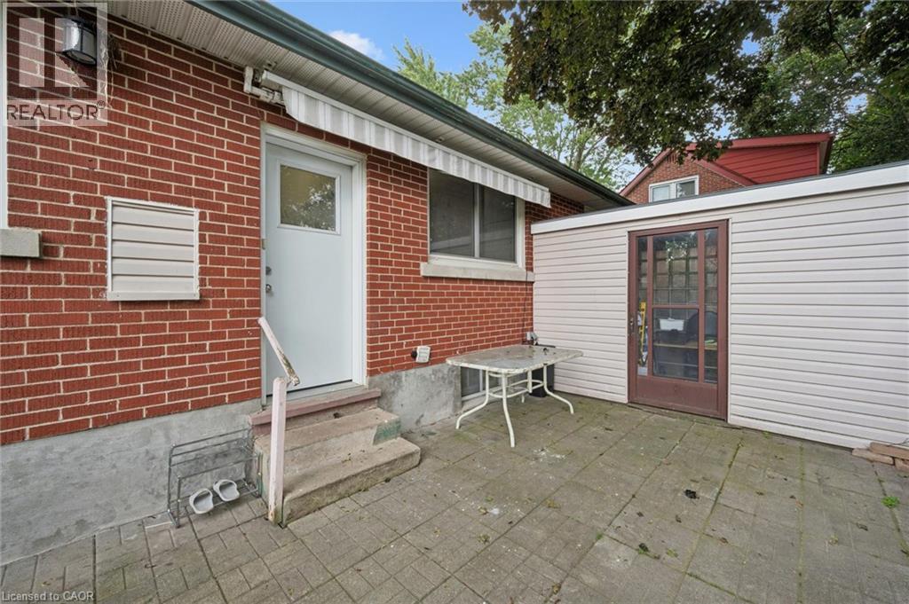 60 Edinburgh Road, Kitchener, ON - Outdoor With Exterior