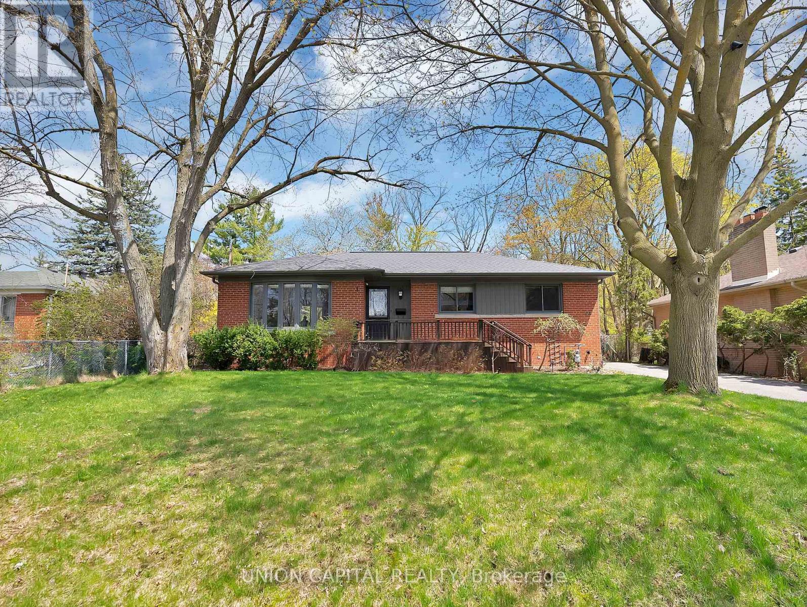 111 Libby Boulevard, Richmond Hill, ON - Outdoor