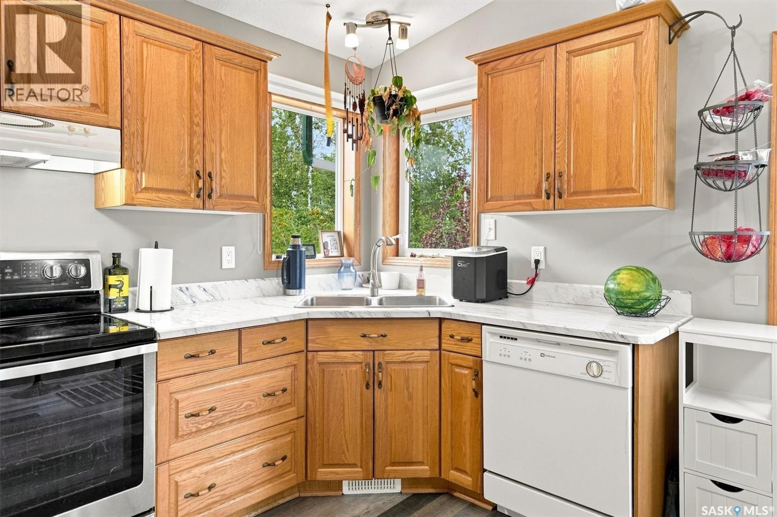 Nystuen Lee Acreage, Asquith, SK - Indoor Photo Showing Kitchen With Double Sink