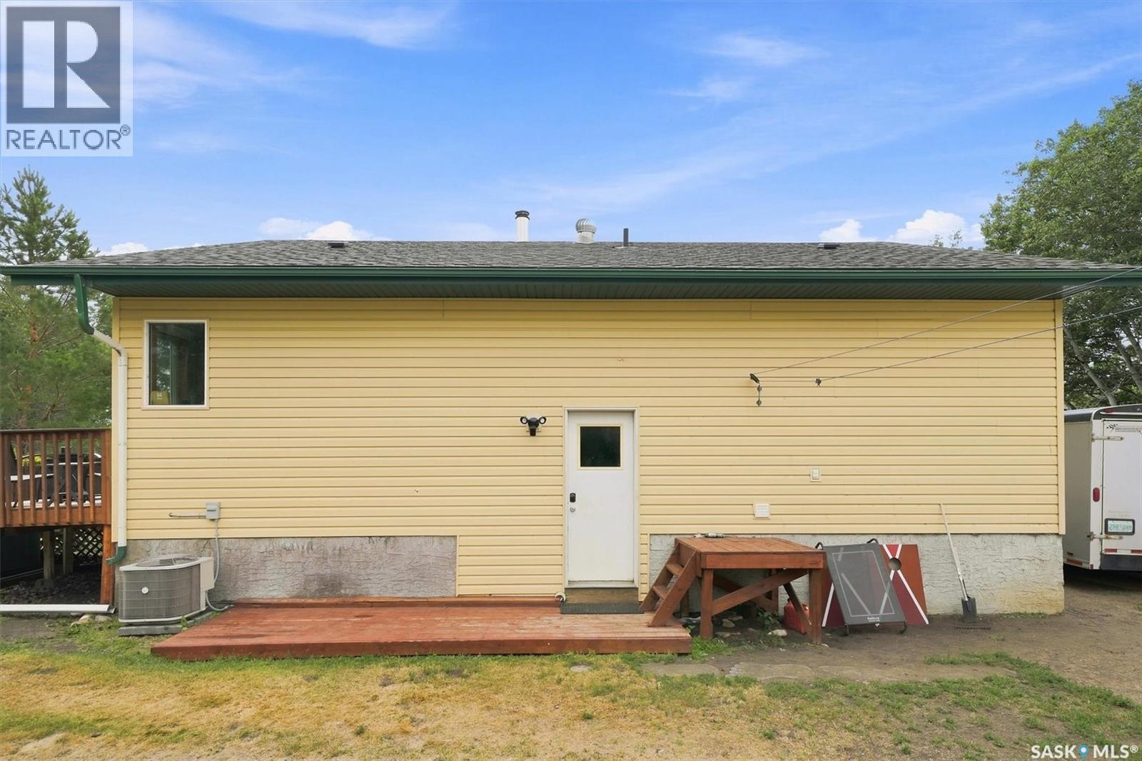 Nystuen Lee Acreage, Asquith, SK - Outdoor With Deck Patio Veranda