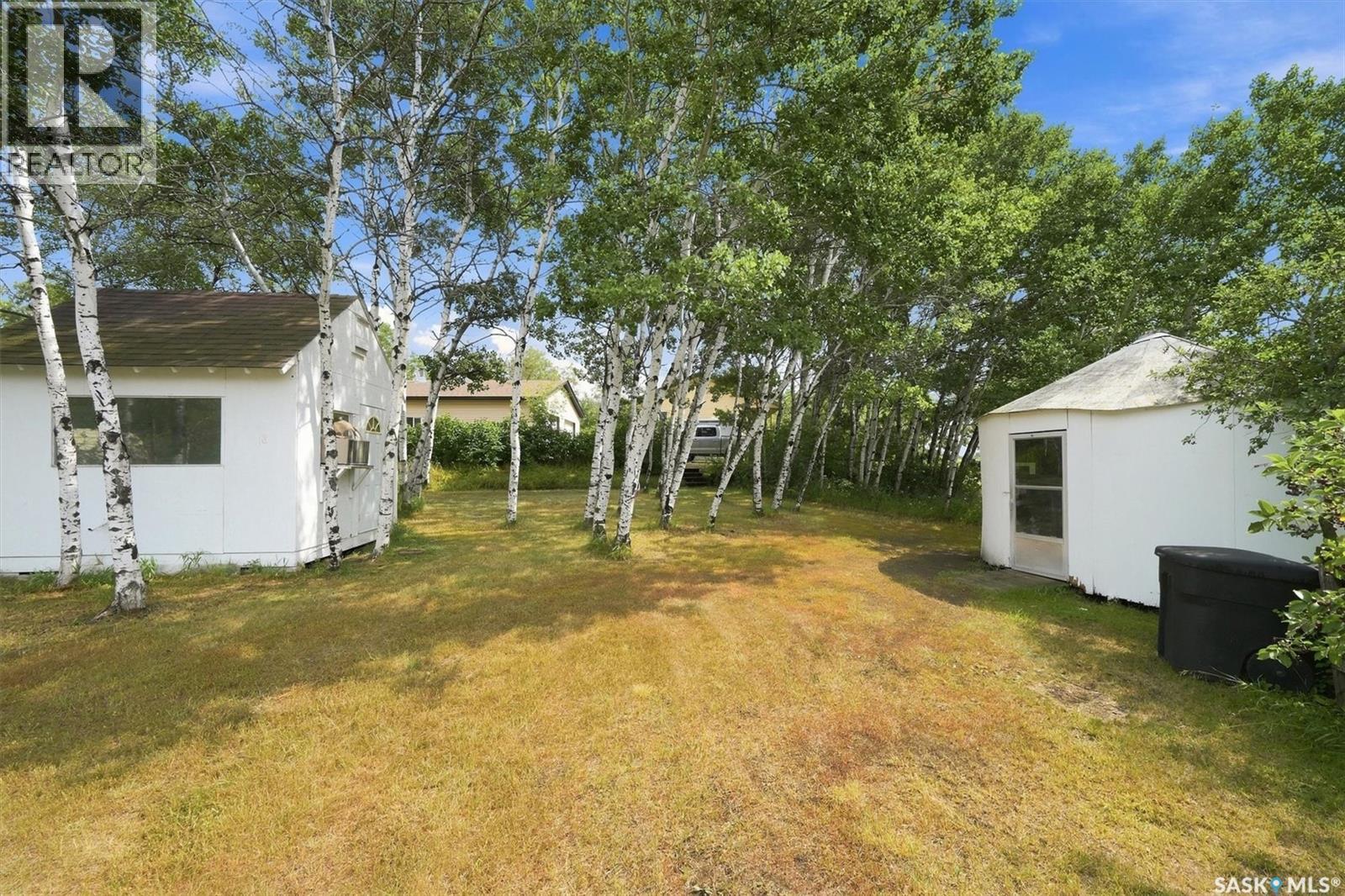 Nystuen Lee Acreage, Asquith, SK - Outdoor