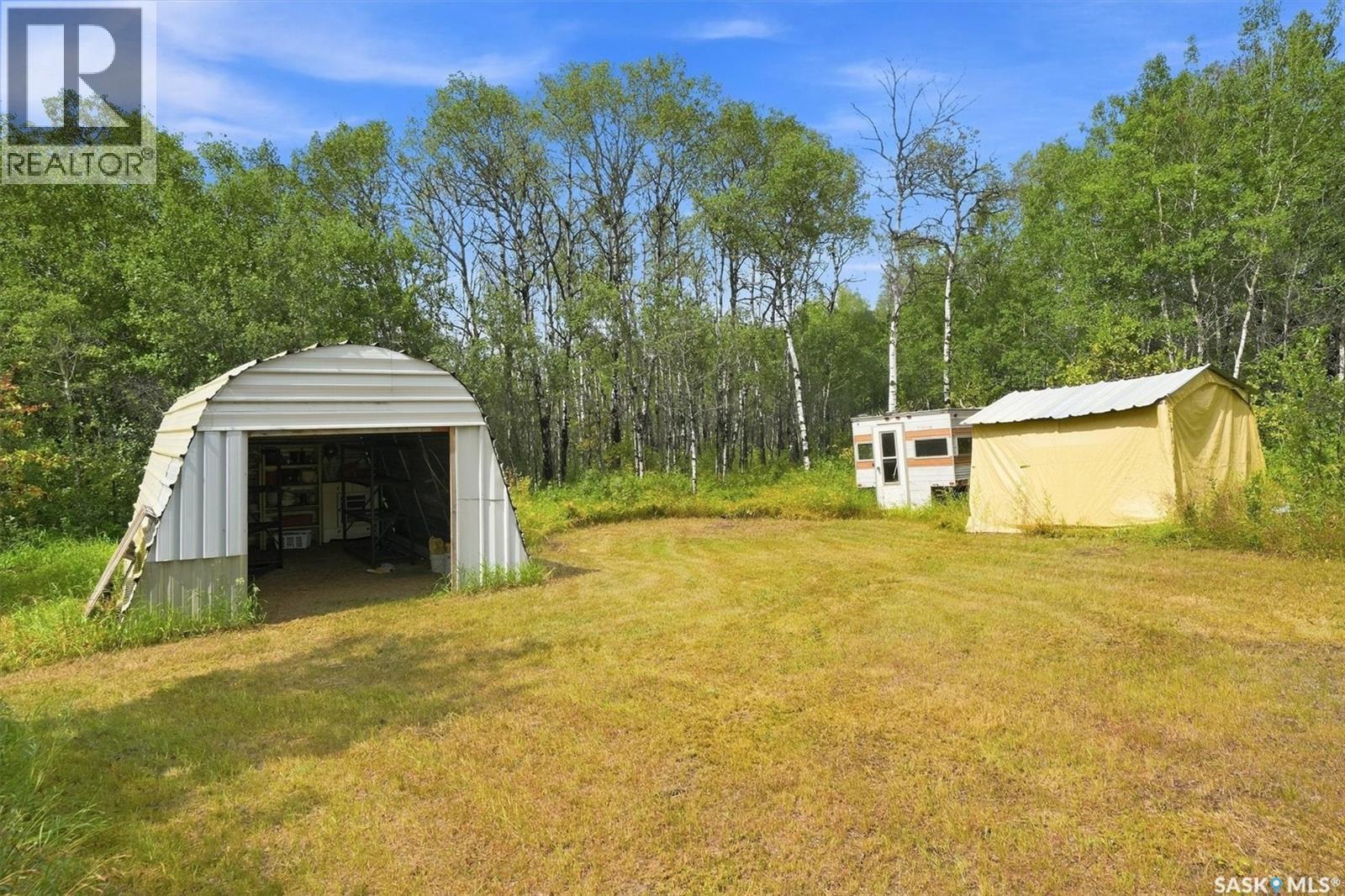 Nystuen Lee Acreage, Asquith, SK - Outdoor