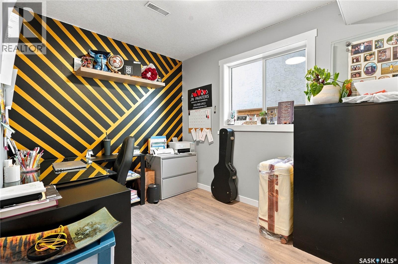 107 Hall Crescent, Saskatoon, SK - Indoor Photo Showing Other Room
