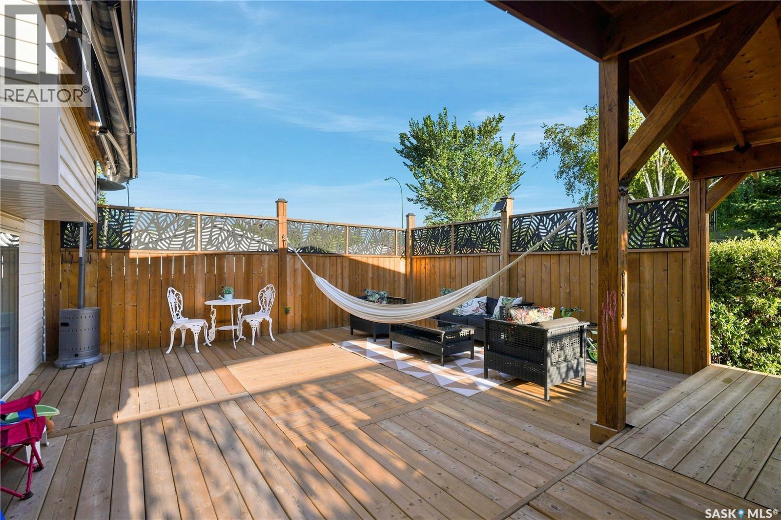 107 Hall Crescent, Saskatoon, SK - Outdoor With Deck Patio Veranda With Exterior